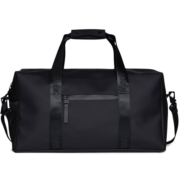 RAINS Trail Gym Bag Black Waterproof Sports Bag 10 X 19.4 - Picture 1 of 8